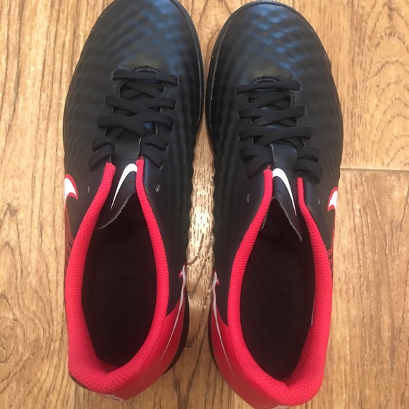 NIKE MagistaX Ola II Men’s Indoor Soccer Shoes NEW - Picture 6 of 7